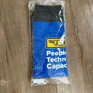 NEW JB Hunt Socks Blue Dress Socks Crew Length‎